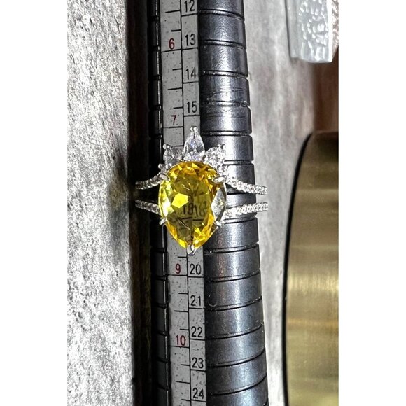 Ring Bomb Party Ring, NWOT, size 7, yellow stone on silver color band - Picture 7 of 8